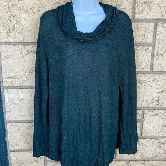 Green Tunic Top turtle neck size large comfy thin femme Cowneck - Picture 9 of 10